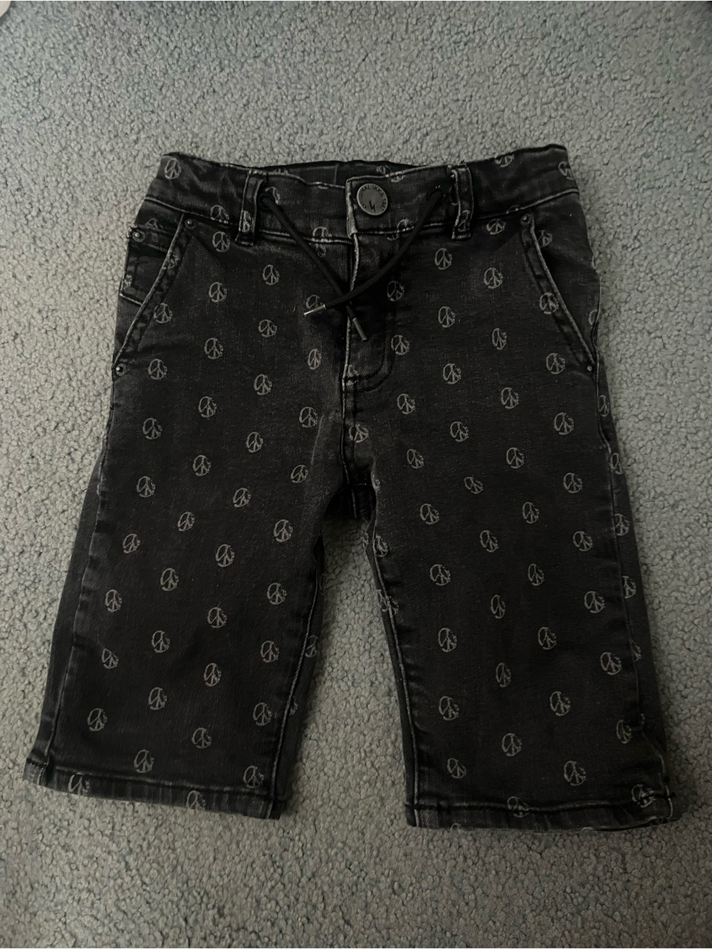Kids 2-pair Denim Shorts, size 7 (Small)
